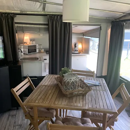 Ma Petite Caravane *